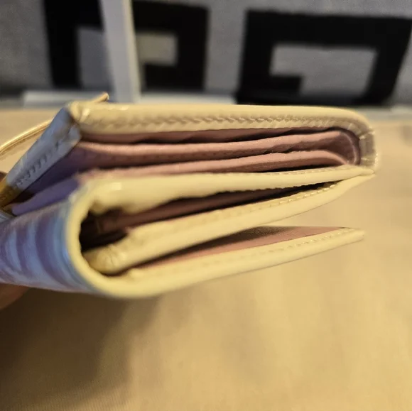 Christiam Dior Pink Trotter Bifold Wallet. - Picture 9 of 10